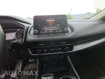 2024 Nissan Rogue SV – miniatura 10