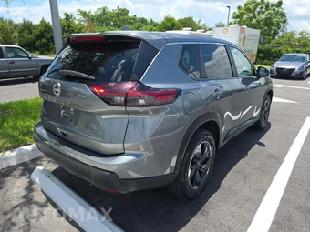 2024 Nissan Rogue SV - miniatura 3