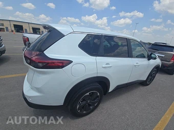 2024 Nissan Rogue SV - miniatura 4