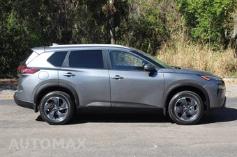 2024 Nissan Rogue SV - miniatura 7