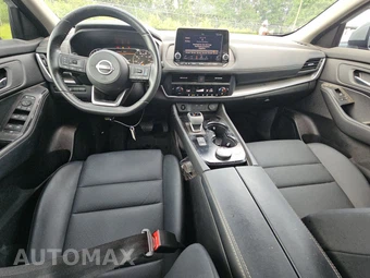 2024 Nissan Rogue SV - miniatura 11