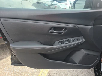 2024 Nissan Sentra S – miniatura 9