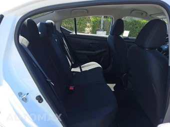 2024 Nissan Sentra S – miniatura 13