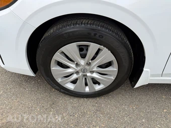 2024 Nissan Sentra S – miniatura 11