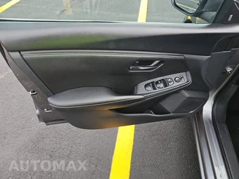 2024 Nissan Sentra S – miniatura 9