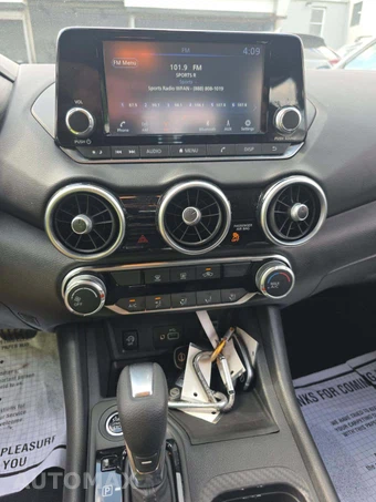 2024 Nissan Sentra S – miniatura 10