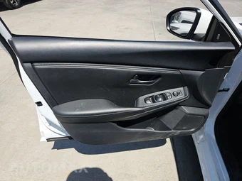 2024 Nissan Sentra S – miniatura 9