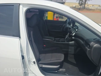 2024 Nissan Sentra S – miniatura 8