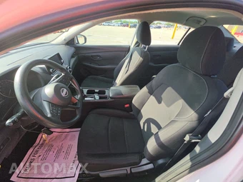 2024 Nissan Sentra S – miniatura 7
