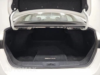 2024 Nissan Sentra S - miniatura 16