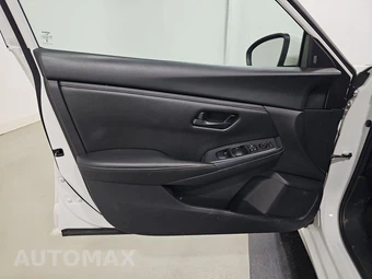 2024 Nissan Sentra S - miniatura 9