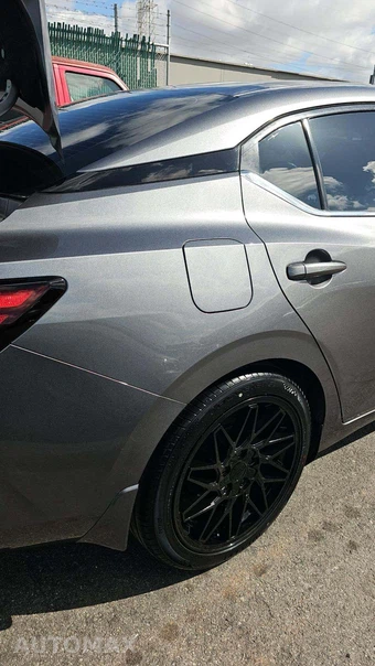 2024 Nissan Sentra S – miniatura 3