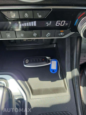 2024 Nissan Sentra SR - miniatura 5