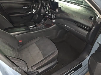 2024 Nissan Sentra SR – miniatura 8