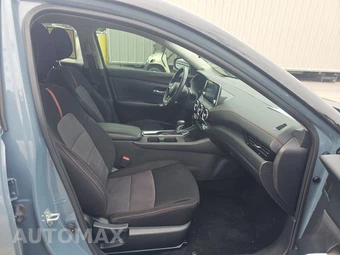 2024 Nissan Sentra SR - miniatura 8