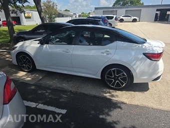2024 Nissan Sentra SR – miniatura 8