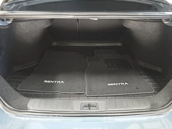 2024 Nissan Sentra SR – miniatura 16