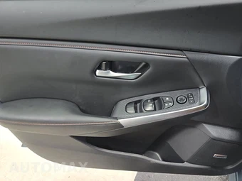 2024 Nissan Sentra SR – miniatura 9