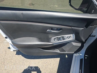 2024 Nissan Sentra SR – miniatura 9