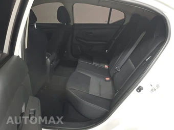 2024 Nissan Sentra SV - miniatura 13