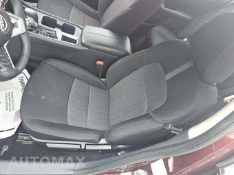 2024 Nissan Sentra SV – miniatura 7
