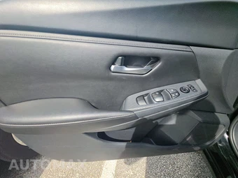 2024 Nissan Sentra SV - miniatura 15