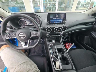2024 Nissan Sentra SV - miniatura 10