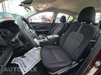 2024 Nissan Sentra SV – miniatura 7