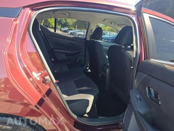 2024 Nissan Sentra SV – miniatura 13