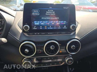 2024 Nissan Sentra SV – miniatura 7