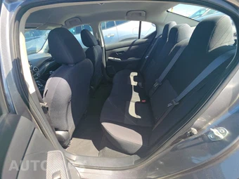 2024 Nissan Sentra SV – miniatura 13