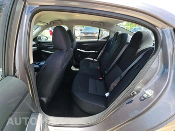 2024 Nissan Sentra SV – miniatura 13