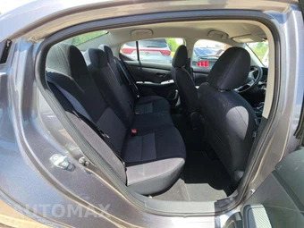 2024 Nissan Sentra SV – miniatura 16