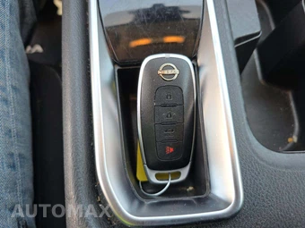 2024 Nissan Sentra SV – miniatura 8