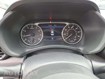 2024 Nissan Sentra SV – miniatura 9