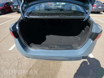 2024 Nissan Sentra SV – miniatura 14