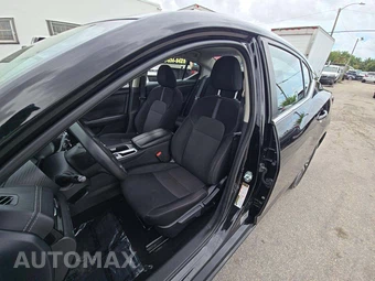2024 Nissan Sentra SV - miniatura 3