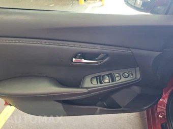 2024 Nissan Sentra SV – miniatura 9