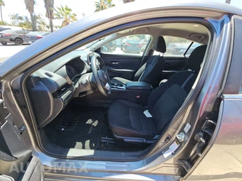 2024 Nissan Sentra SV – miniatura 7
