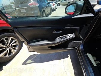 2024 Nissan Sentra SV – miniatura 9