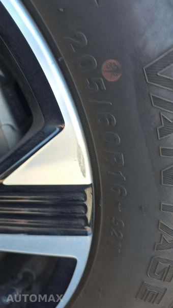 2024 Nissan Sentra SV - miniatura 21