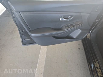 2024 Nissan Sentra SV – miniatura 9
