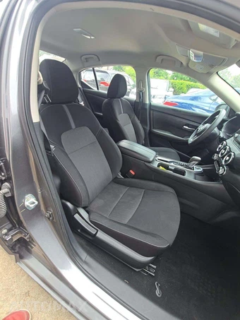 2024 Nissan Sentra SV – miniatura 18