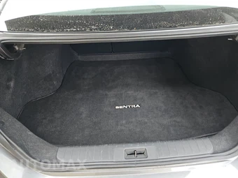 2024 Nissan Sentra SV - miniatura 17