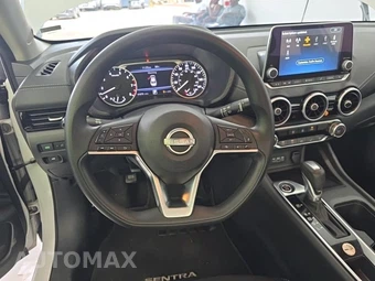 2024 Nissan Sentra SV - miniatura 8