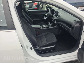 2024 Nissan Sentra SV – miniatura 8