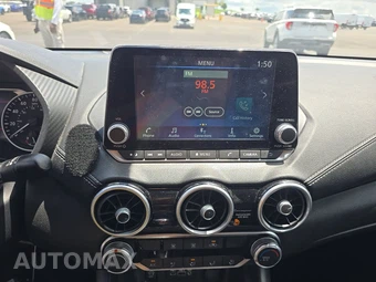 2024 Nissan Sentra SV - miniatura 11