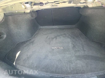 2024 Nissan Sentra SV – miniatura 17