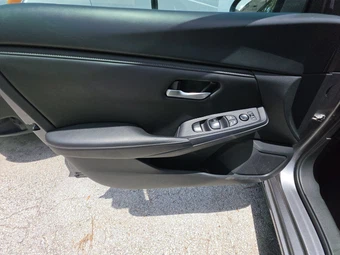 2024 Nissan Sentra SV – miniatura 9