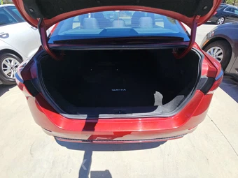 2024 Nissan Sentra SV – miniatura 16